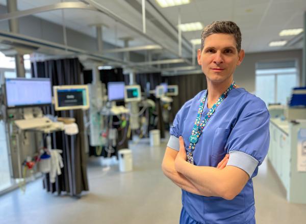 Dr Alexis 