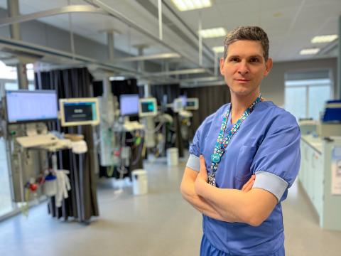 Dr Alexis